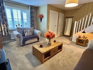 Lounge- click for photo gallery